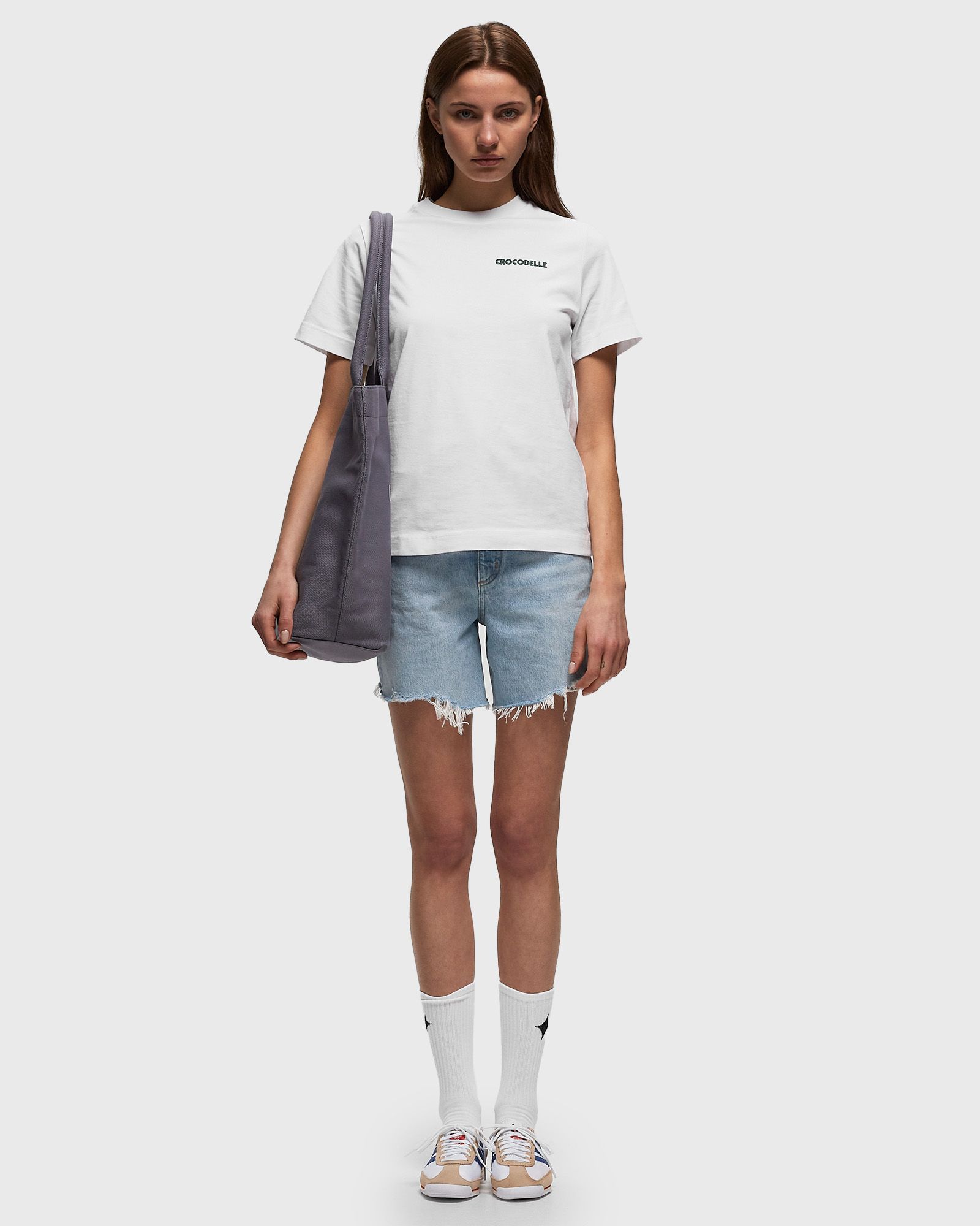 WMNS stella short in agreement