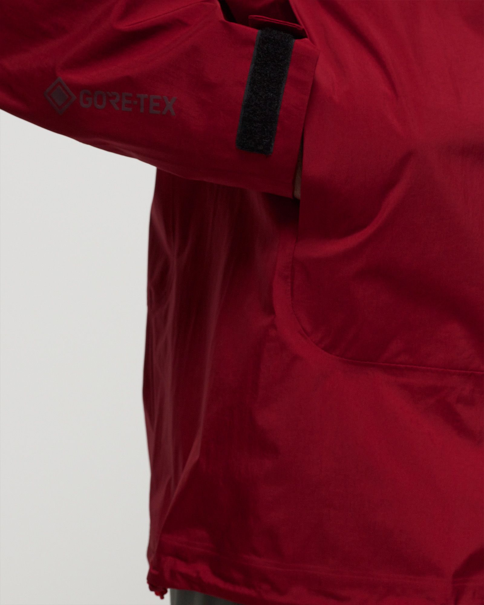 Gore-Tex Hooded Rain Jacket
