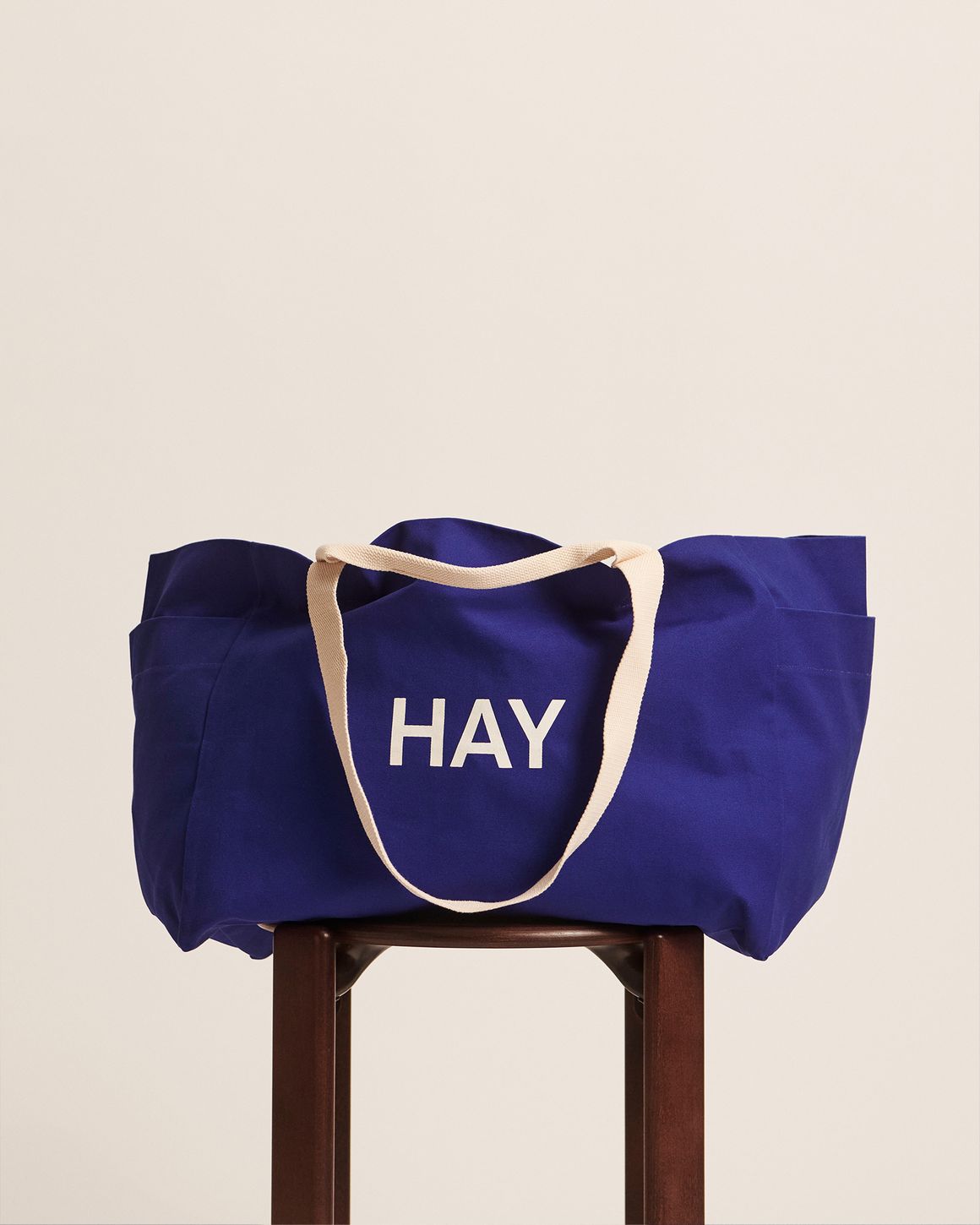 HAY Weekend Bag No 2 in Midnight Blue HAY