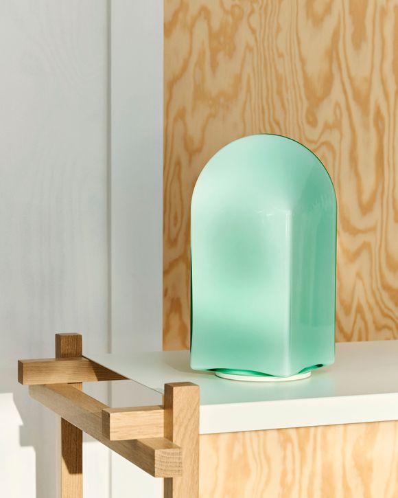 Parade Portable Lamp