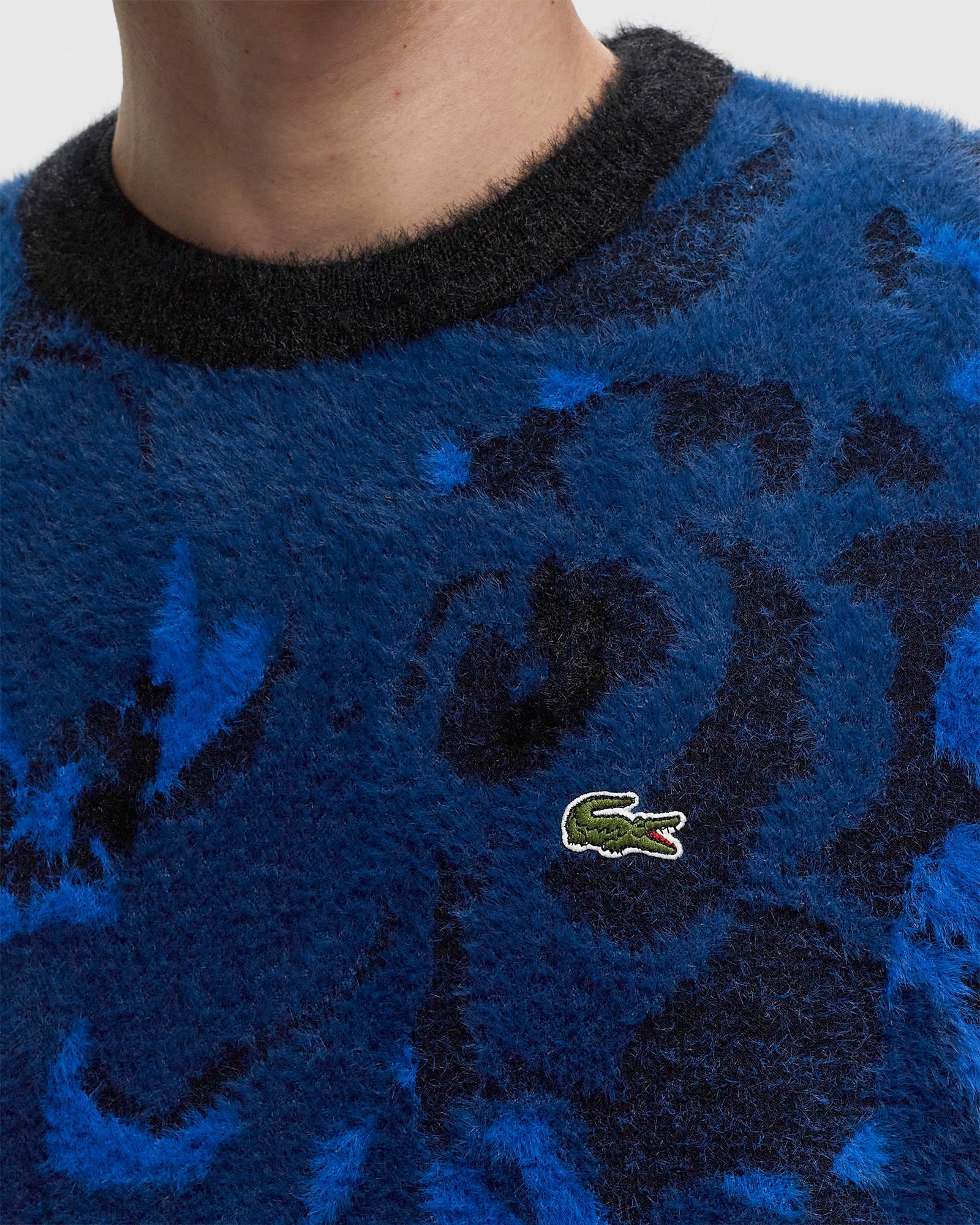 FLORAL MOTIF KNIT SWEATER