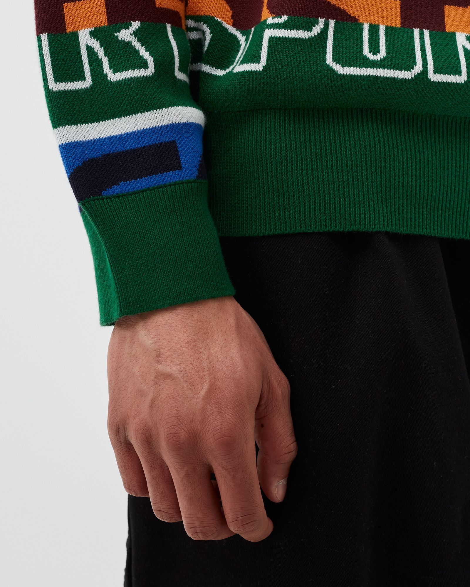 L!VE Jacquard SWEATER