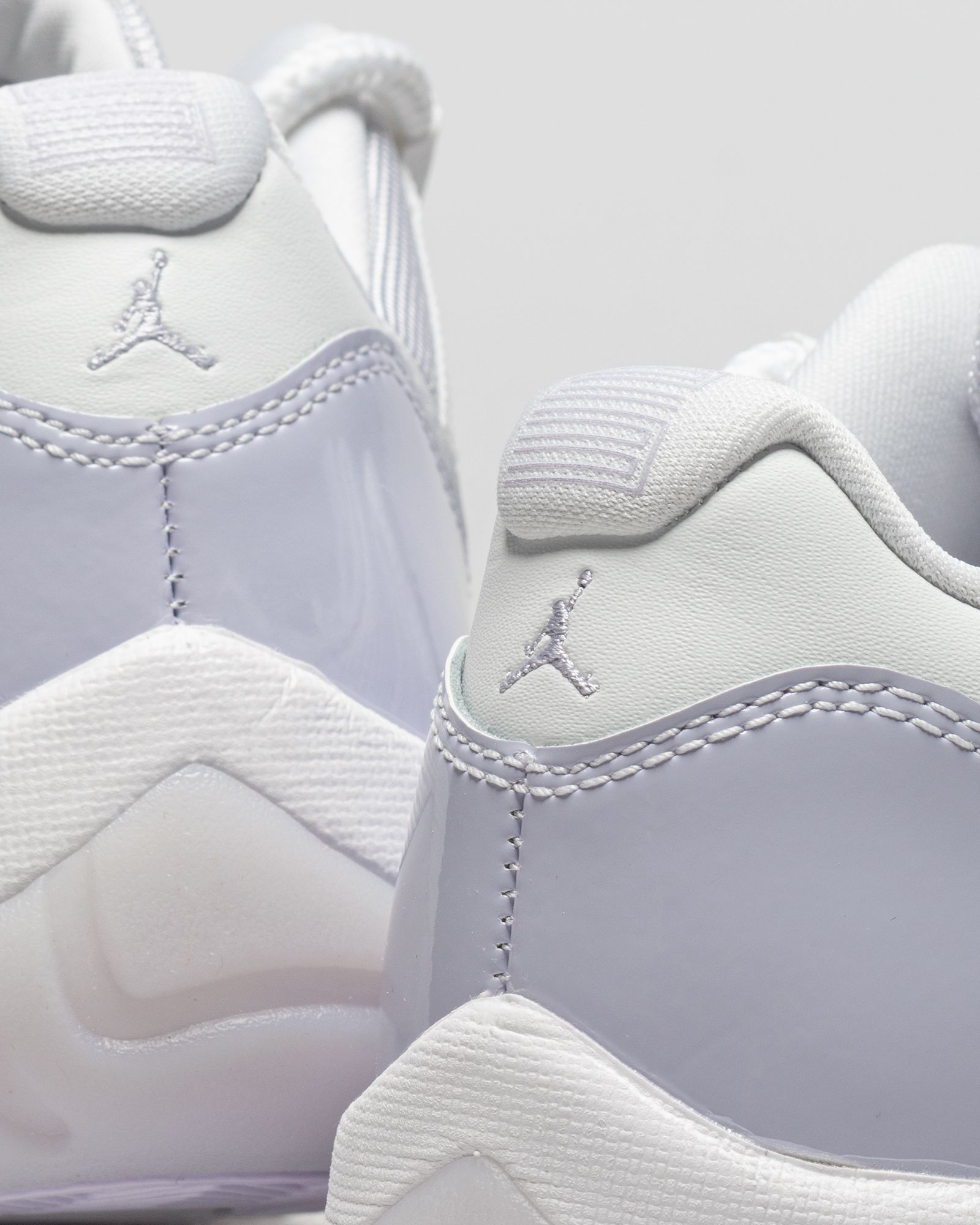 WMNS Air Jordan 11 Retro Low "Pure Violet"