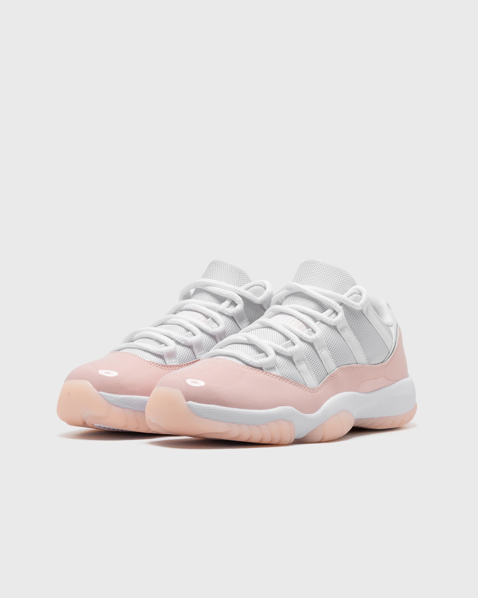WMNS AIR JORDAN 11 RETRO LOW