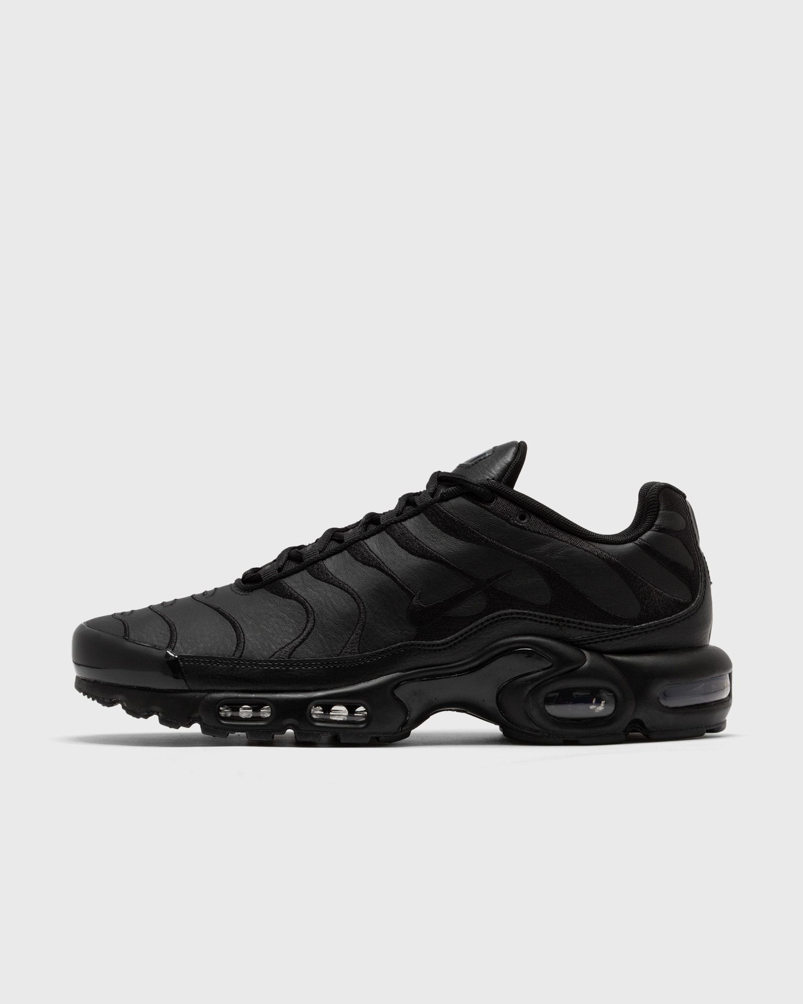 AIR MAX PLUS