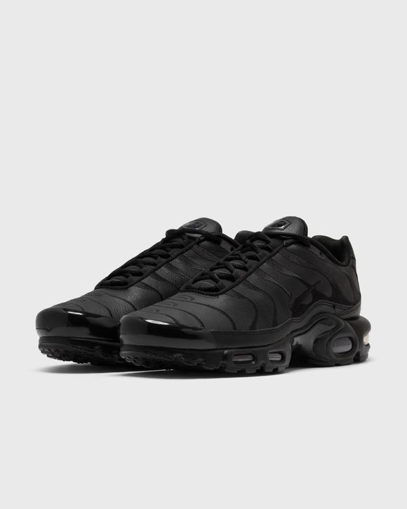 Air max shop plus black leather