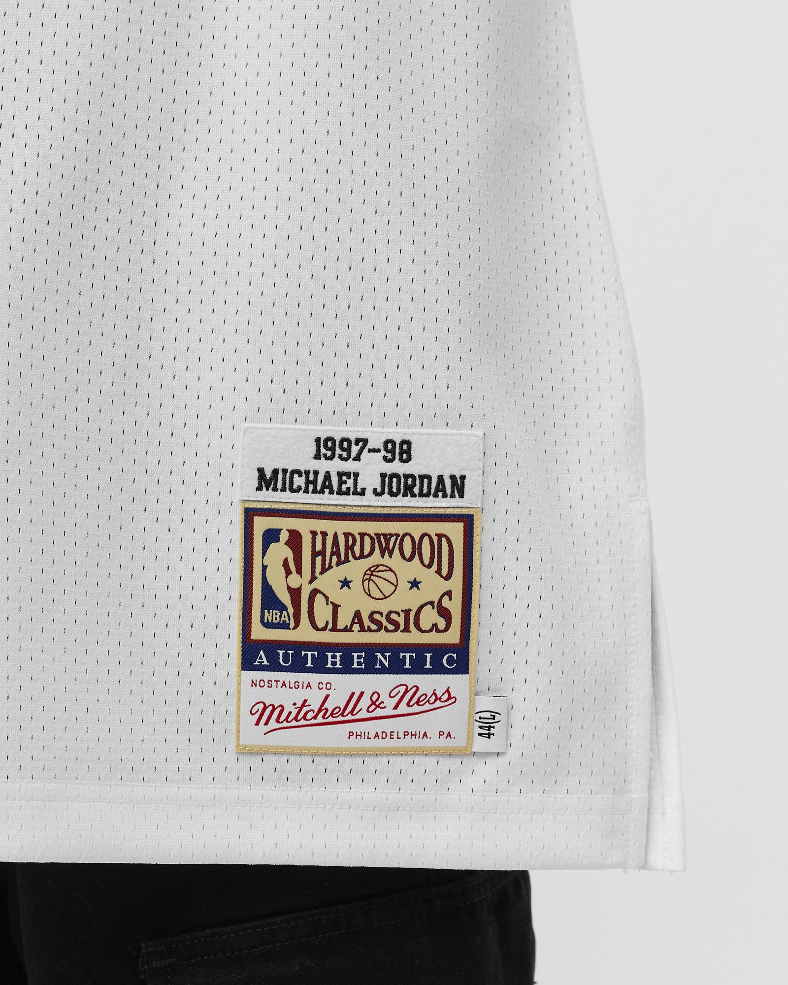 NBA AUTHENTIC FINALS JERSEY CHICAGO BULLS 1997-98 MICHAEL JORDAN #23