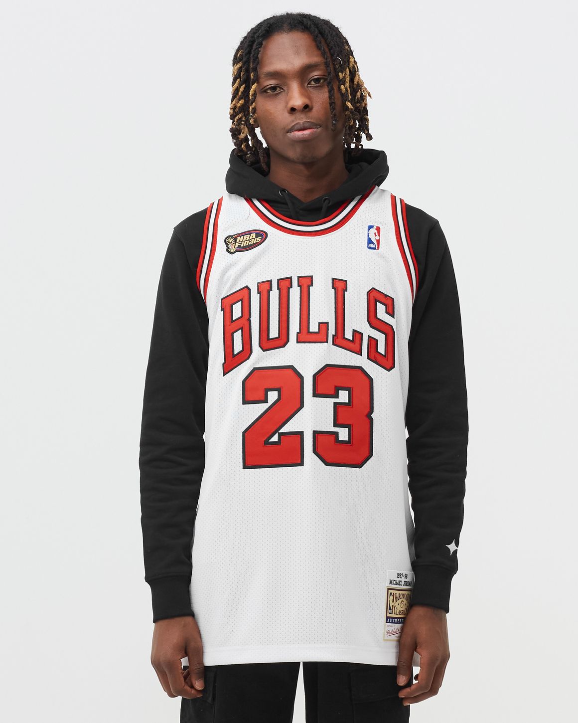 Mitchell Ness NBA AUTHENTIC FINALS JERSEY CHICAGO BULLS 1997 98 MICHAEL JORDAN 23 White BSTN Store