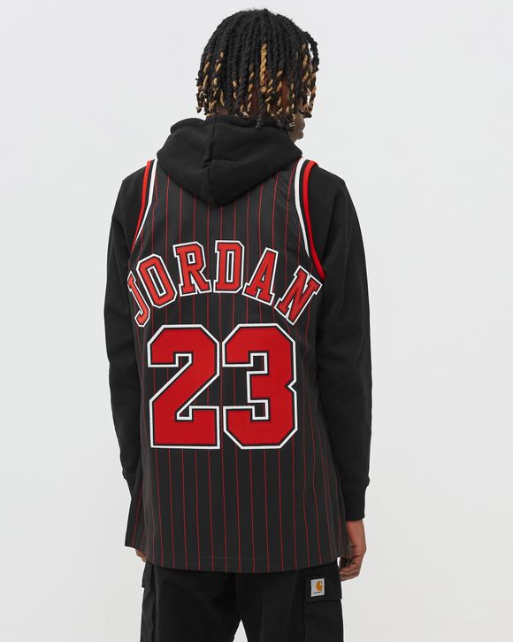 Mitchell & Ness Men's Chicago Bulls Michael Jordan Authentic Jersey - Black