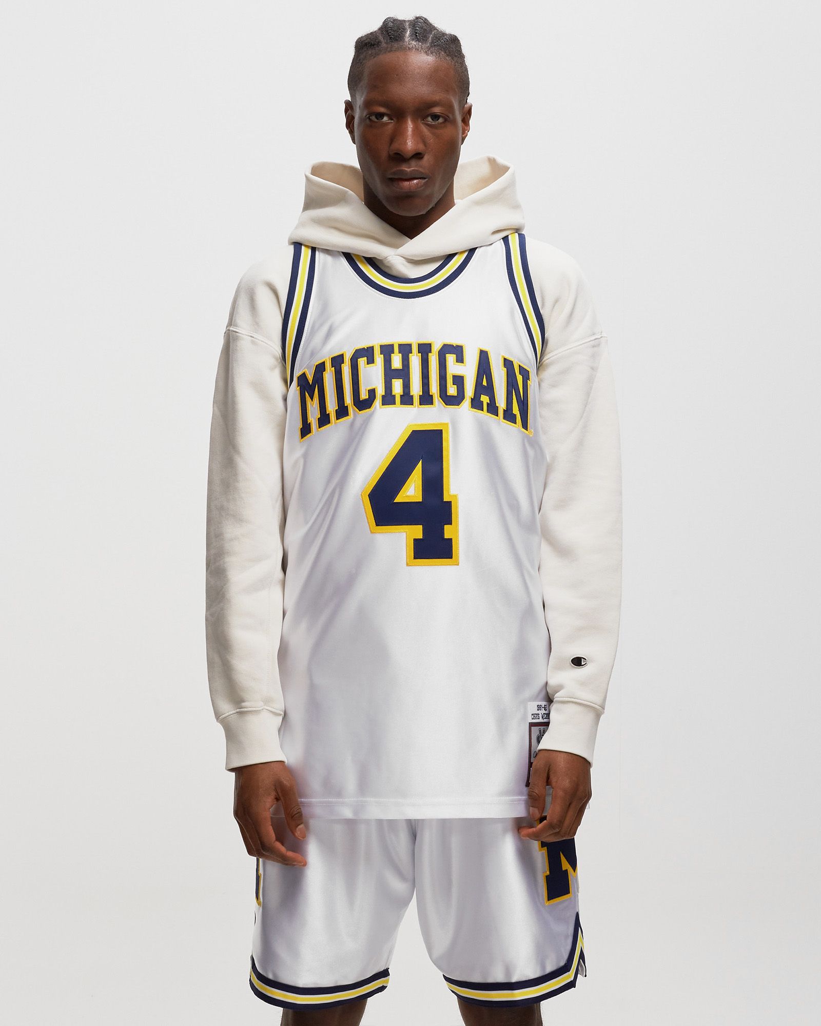 レア‼️ 刺繍‼️ NCAAユニフォーム Michigan Chris Webber Vintage NCAA Michigan Wolverines Chris Webber #4 Jersey