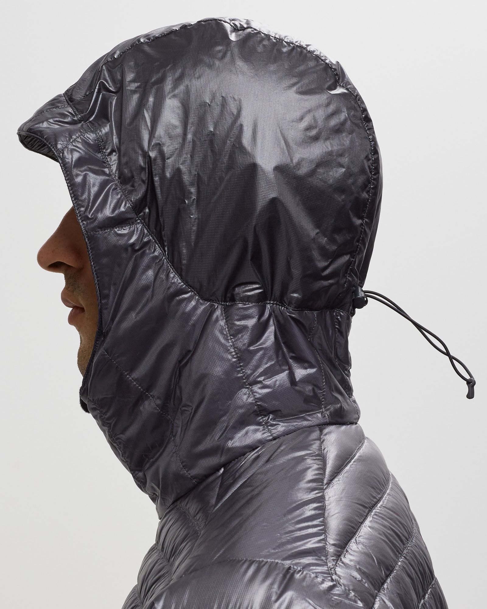 EXPLORE HOODED LIGHTWEIGHT DOWN JACKET