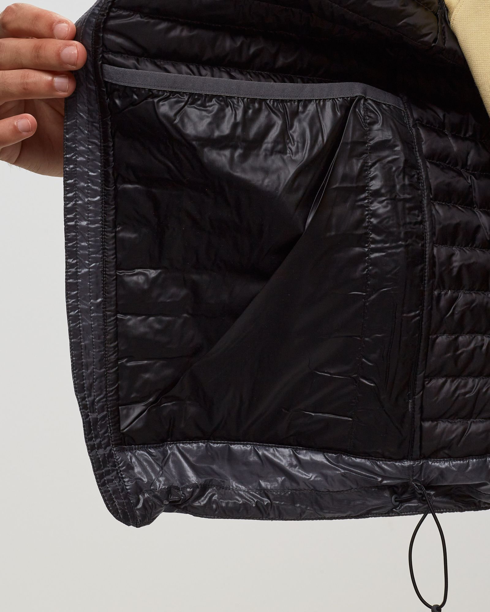 EXPLORE HOODED LIGHTWEIGHT DOWN JACKET