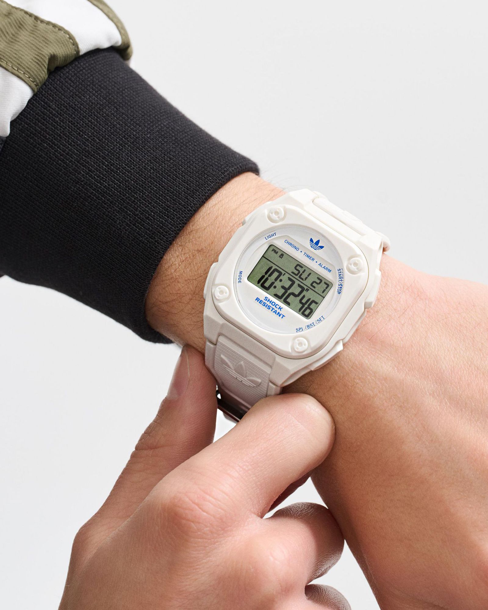 White Resin Case White Mask White Resin Strap