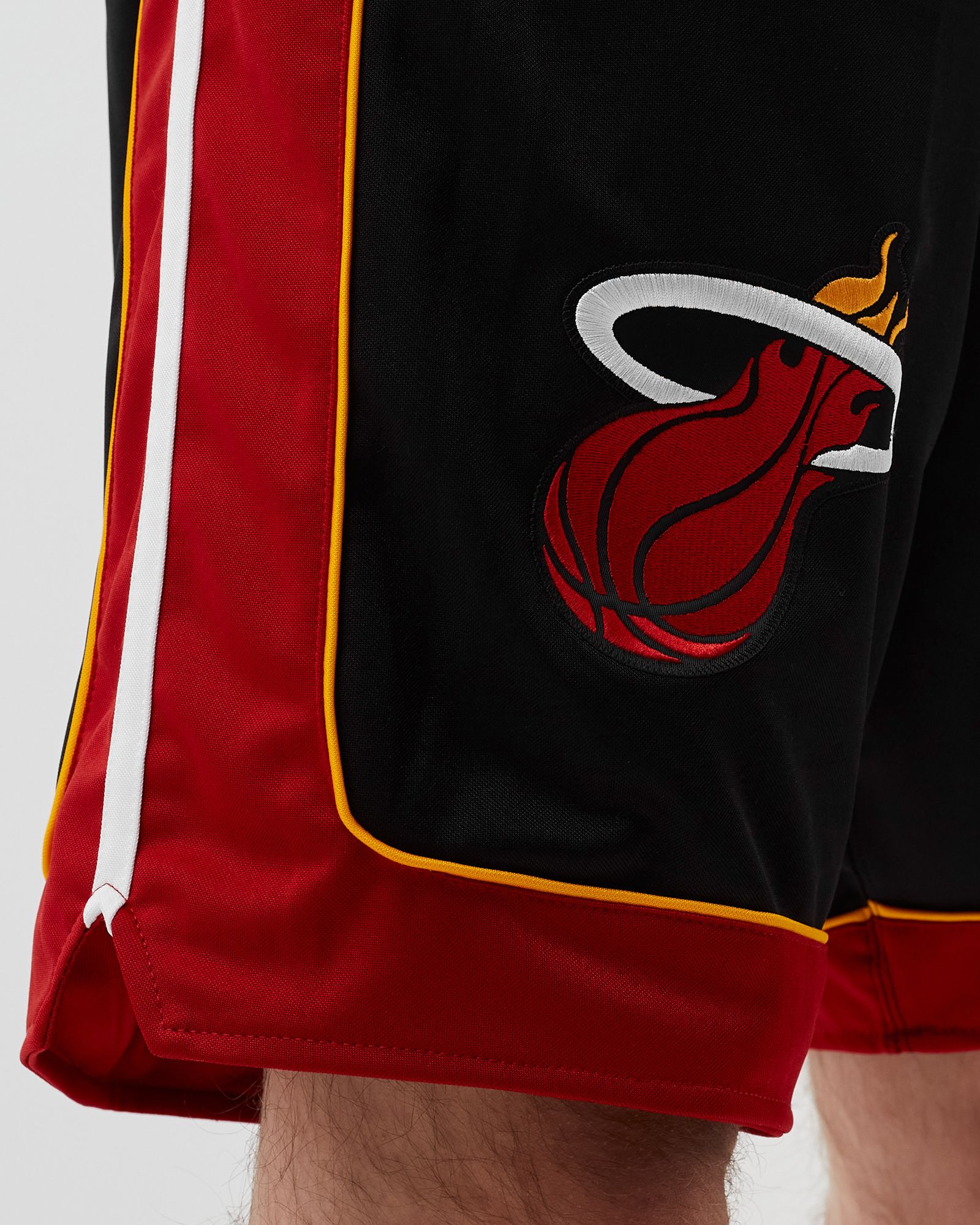 NBA AUTHENTIC SHORTS MIAMI HEAT ROAD 2005-06