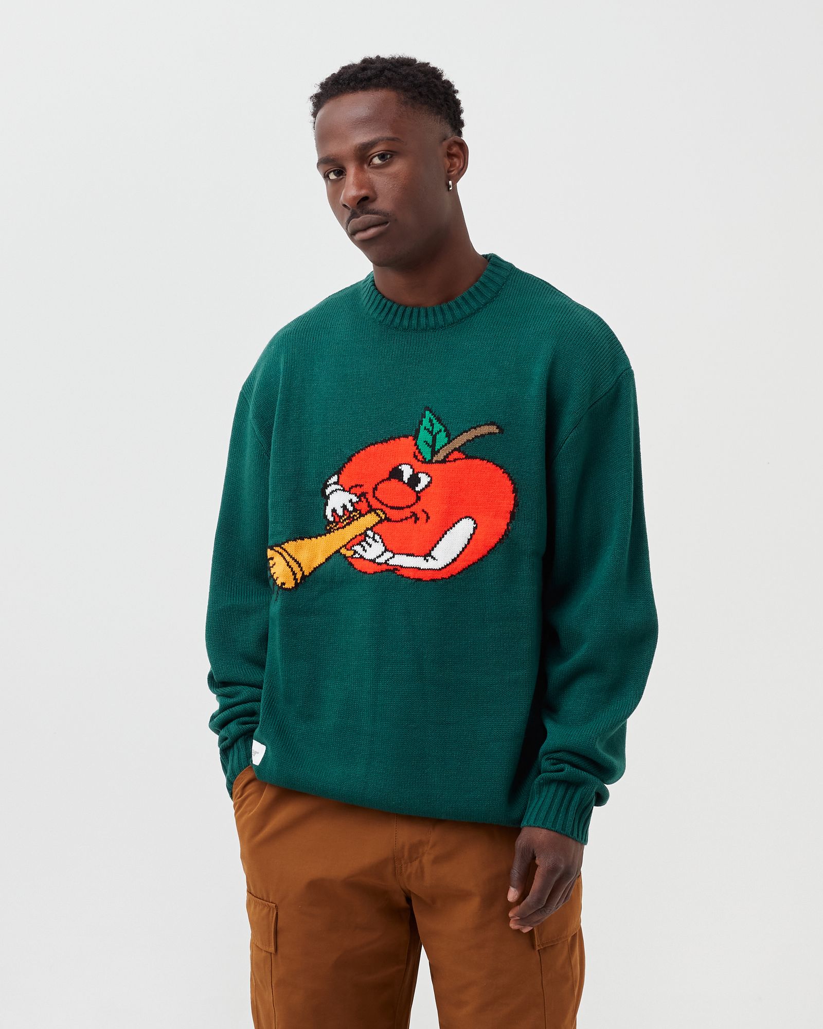 APPLE KNIT SWEATER