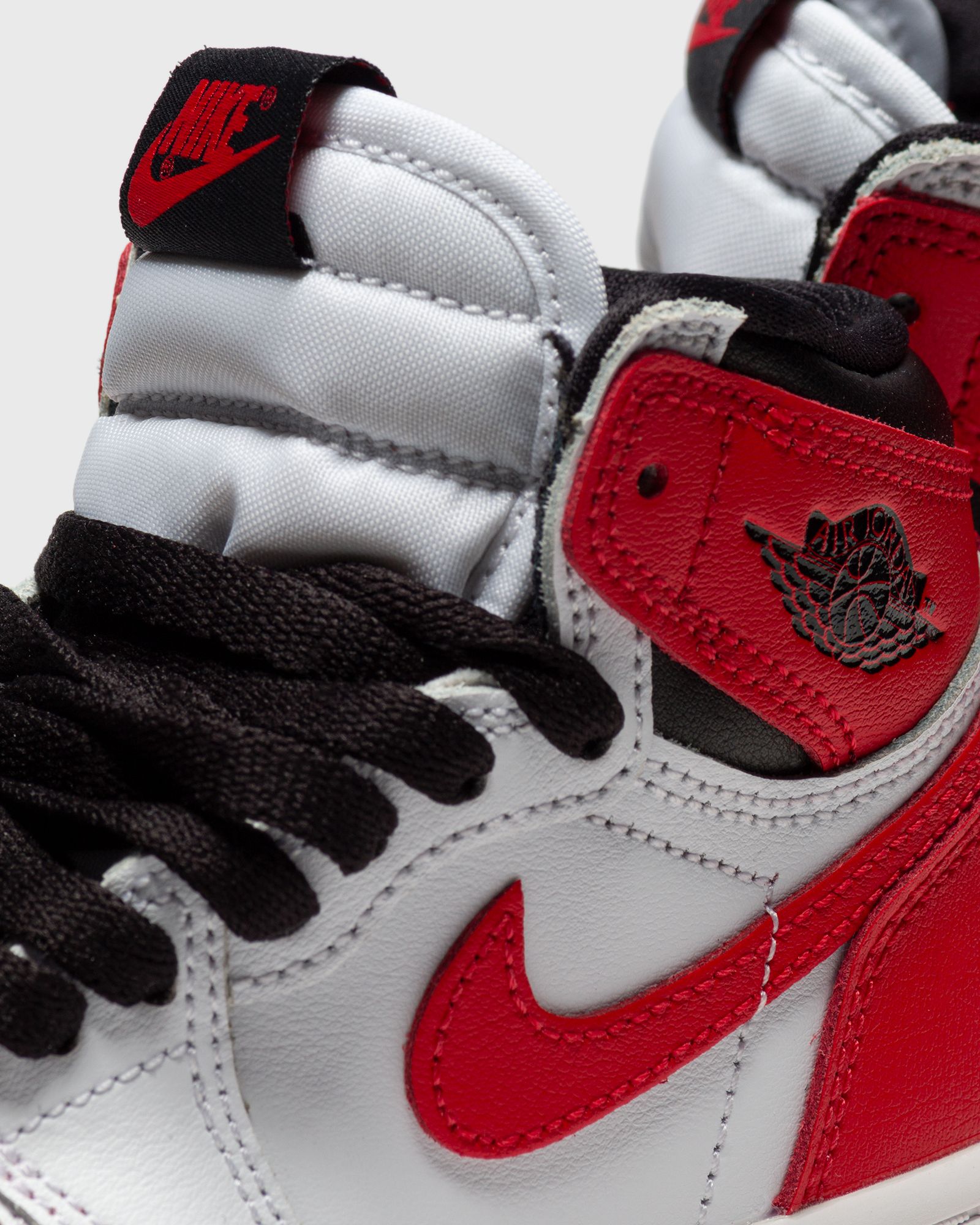 Jordan 1 Retro High OG (PS) "Heritage"