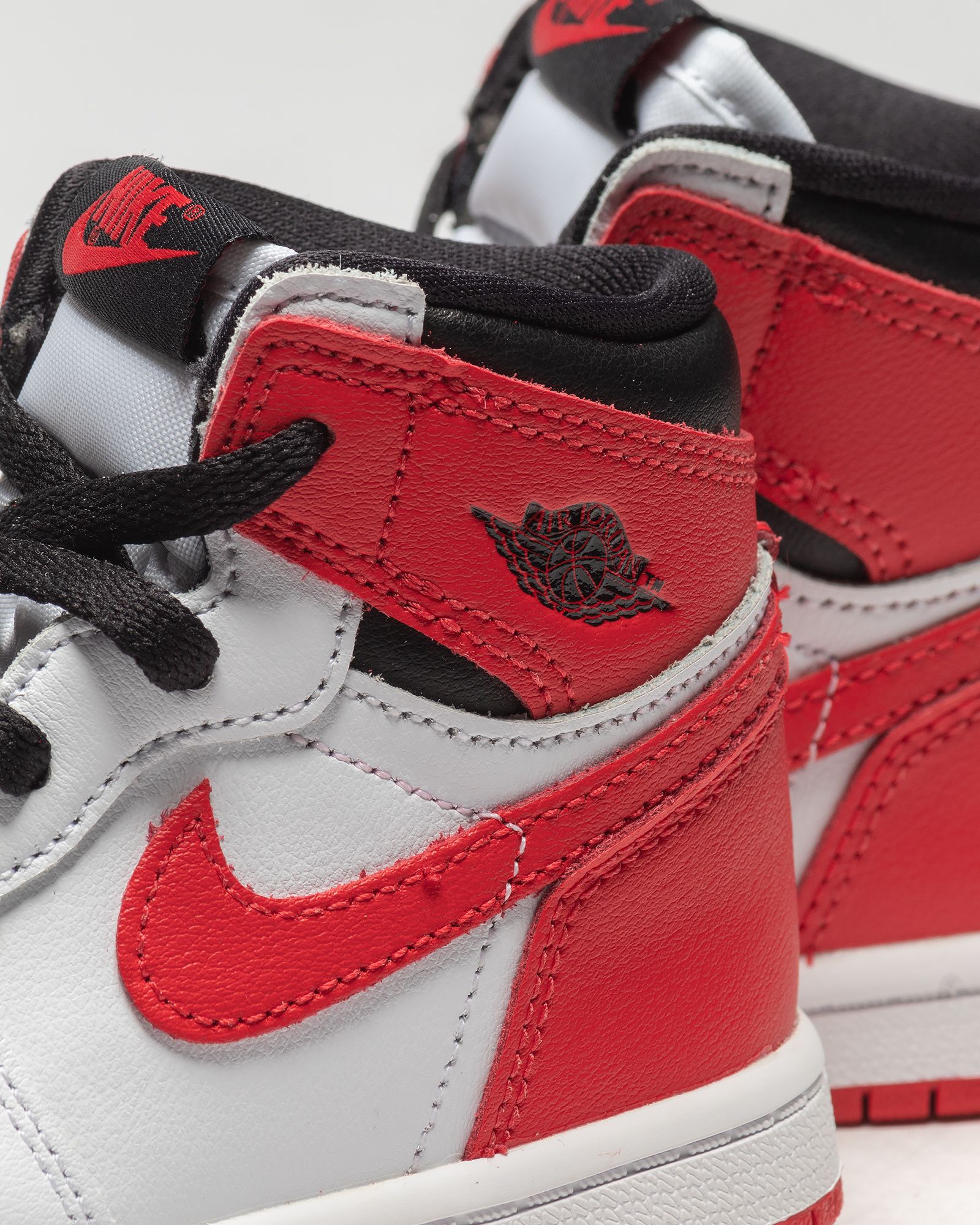 Jordan 1 Retro High OG (TD) "Heritage"
