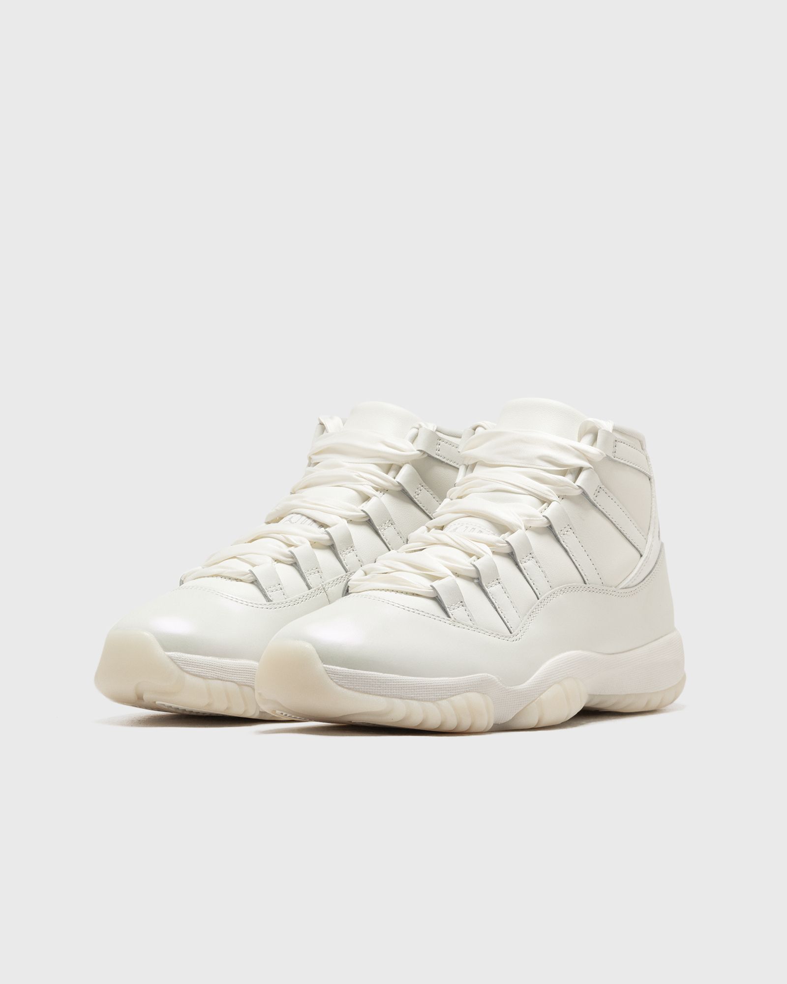 WMNS AIR JORDAN 11 RETRO "Grand Finale"