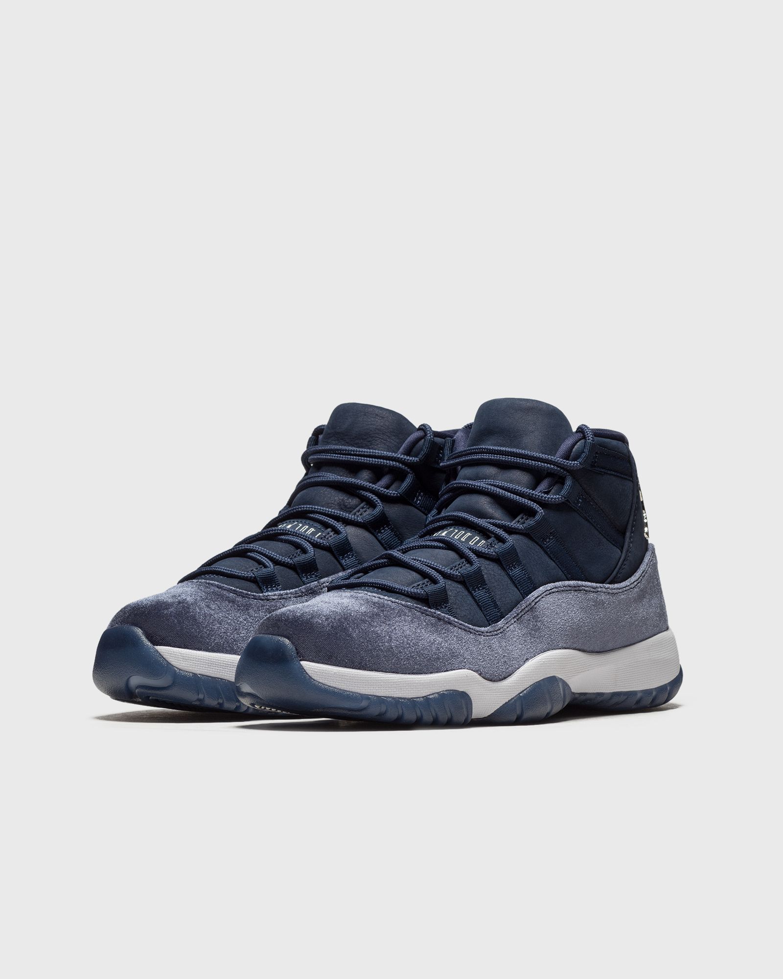 WMNS Air Jordan 11 Retro 'Midnight Navy'