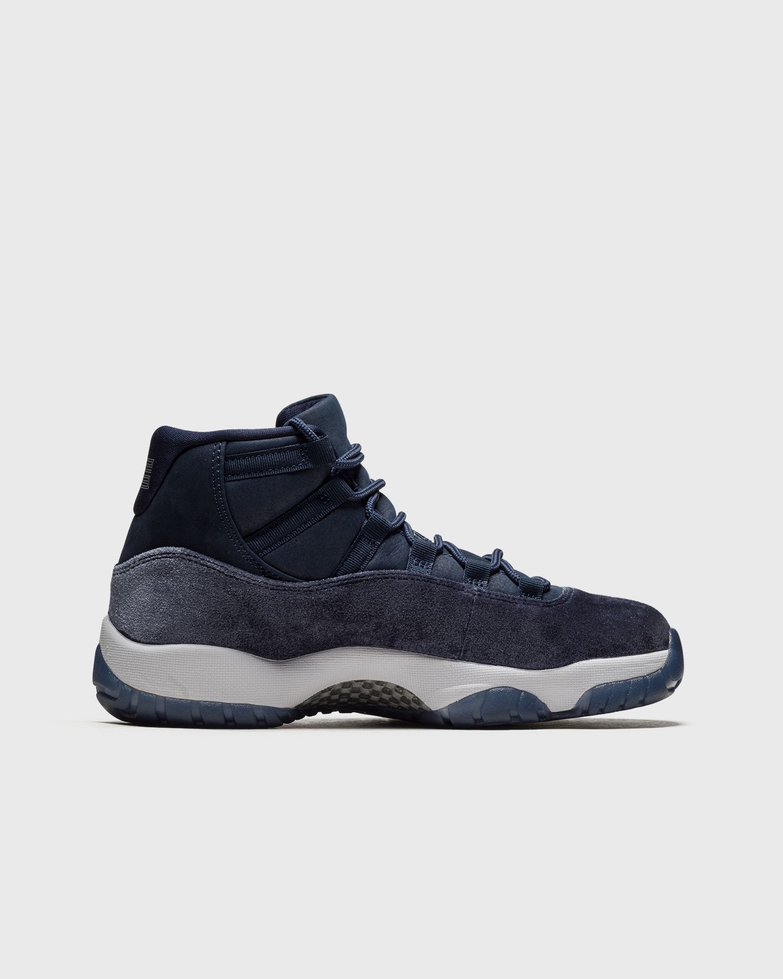 WMNS Air Jordan 11 Retro 'Midnight Navy'