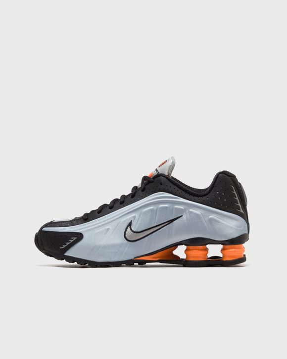 WMNS SHOX R4