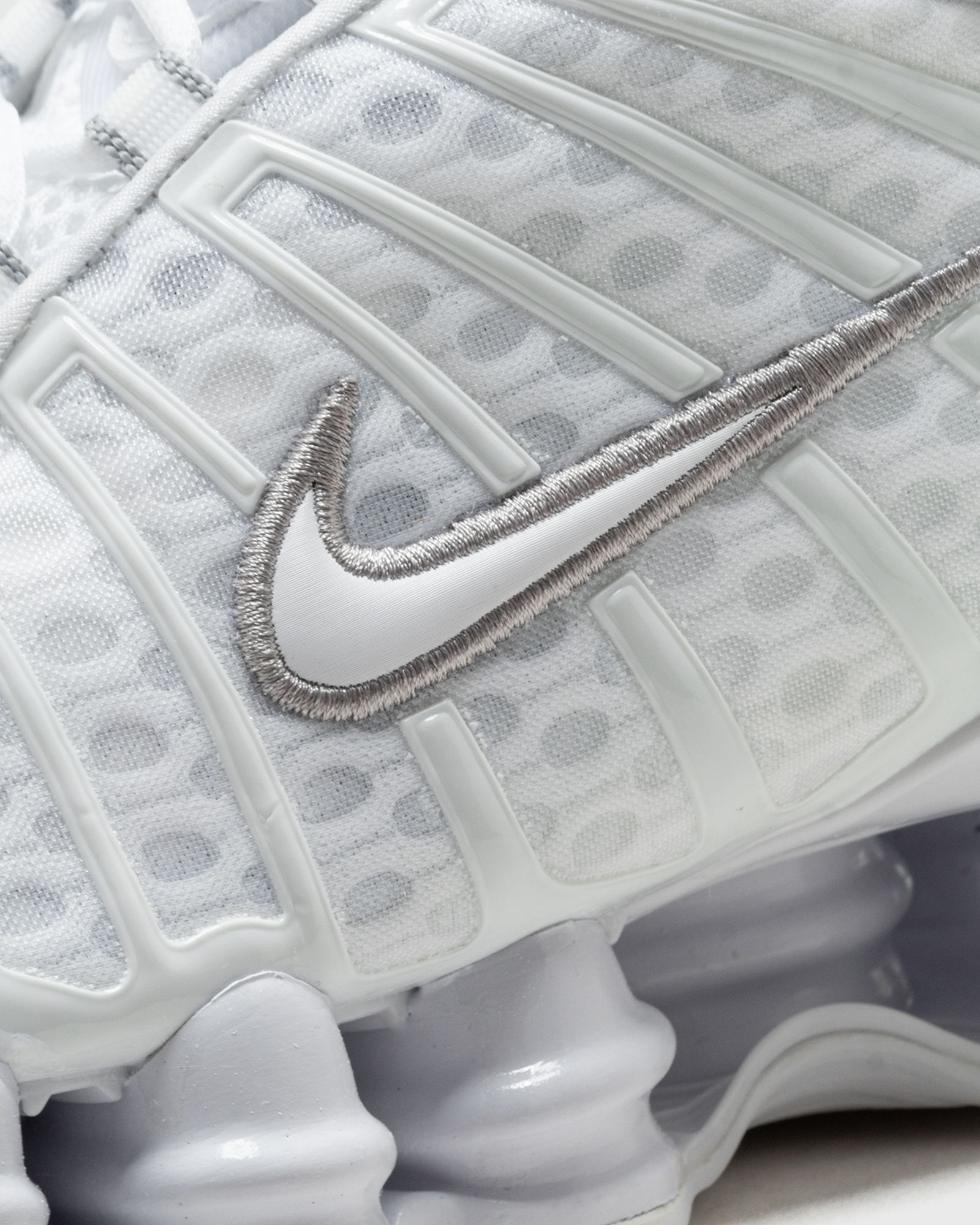 WMNS SHOX TL 'White and Max Orange'