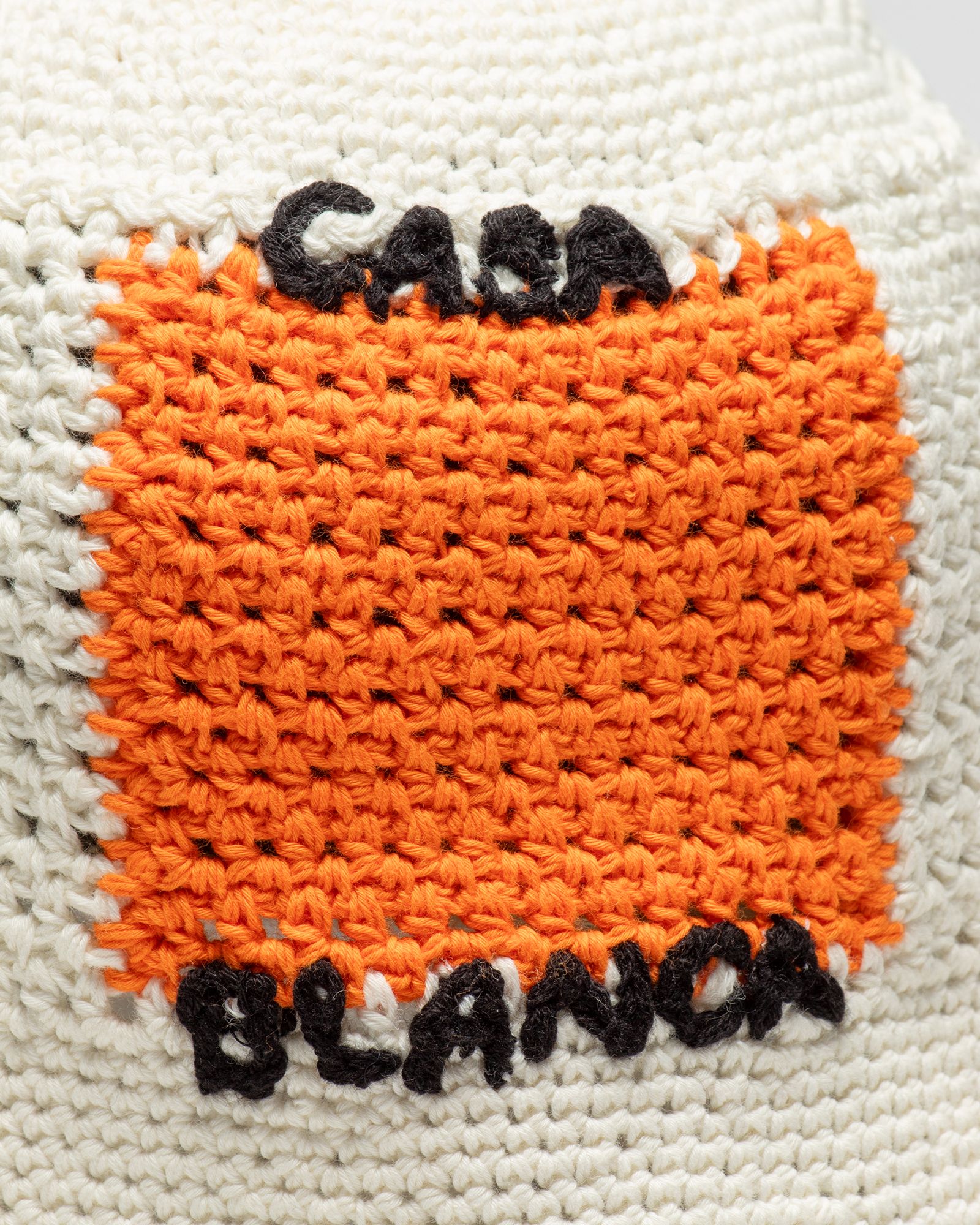 CROCHET HAT COLOUR BLOCK