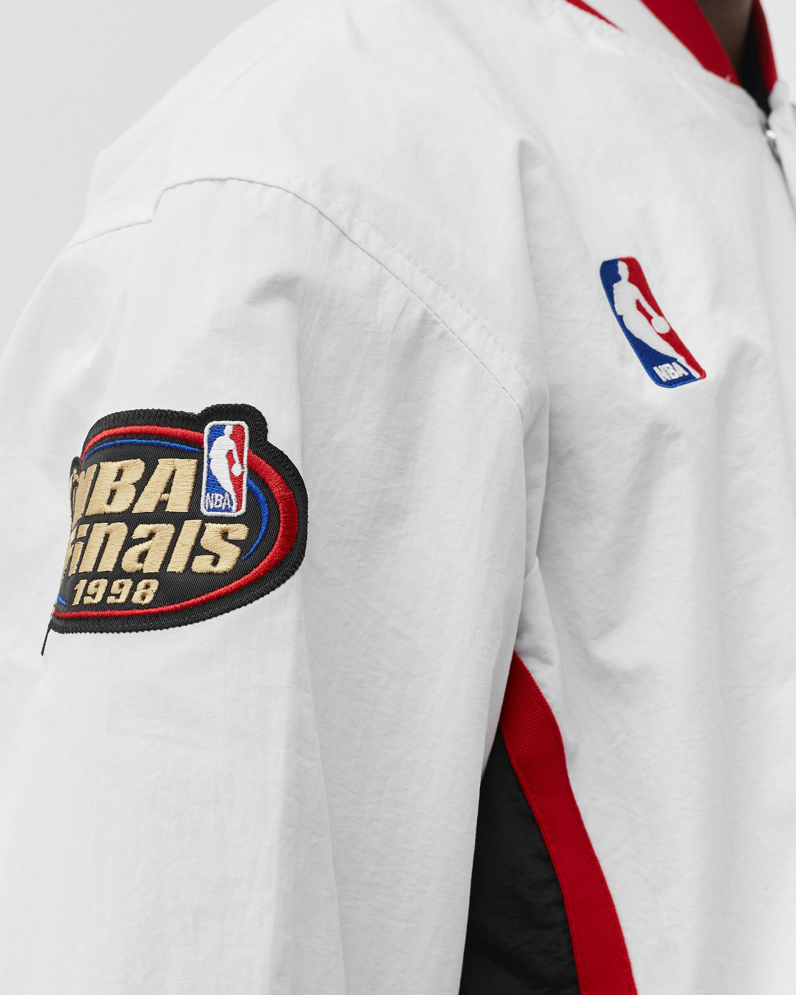 NBA AUTHENTIC WARM UP FINALS JACKET CHICAGO BULLS 1997-98