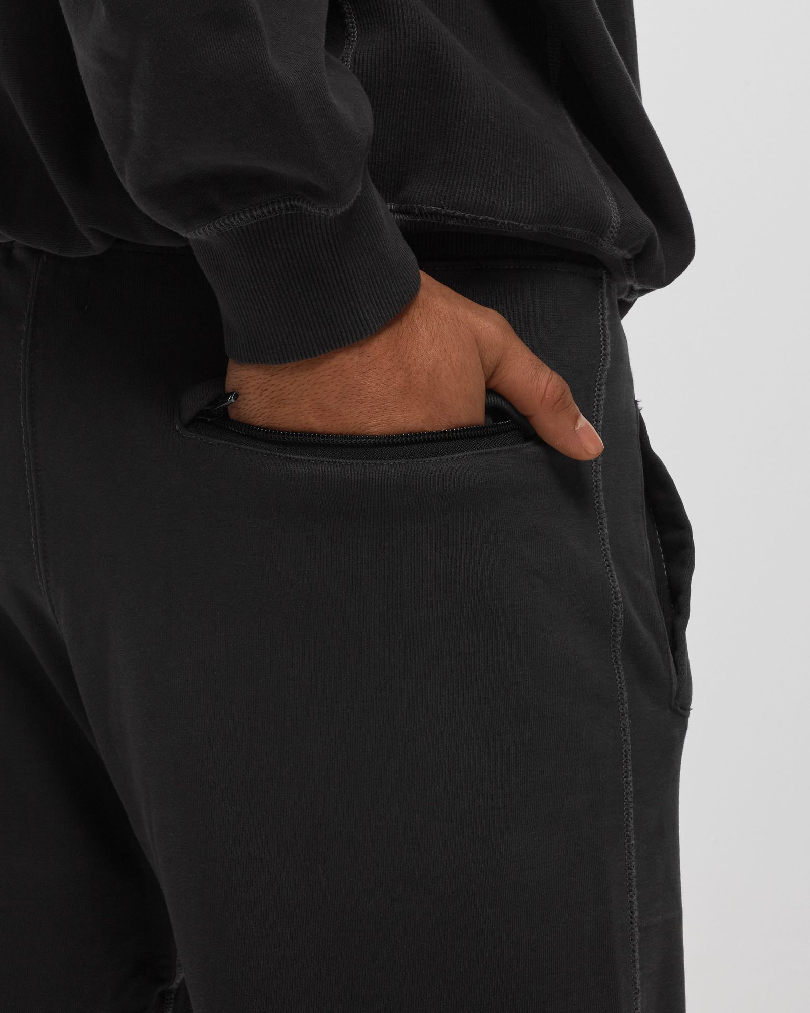 PIGMENT DYED EMBROIDERED SWEATPANT