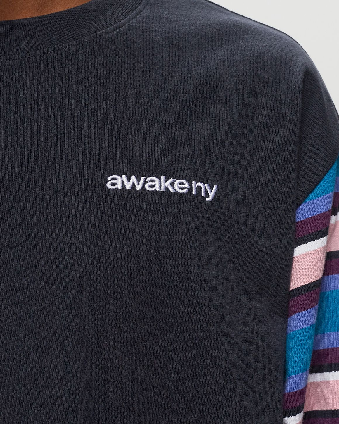【YOURNUS】Radar Stripe Long Sleeve Awake 94 STRIPE LONG SLEEVE SHIRT Black/Blue | BSTN Store