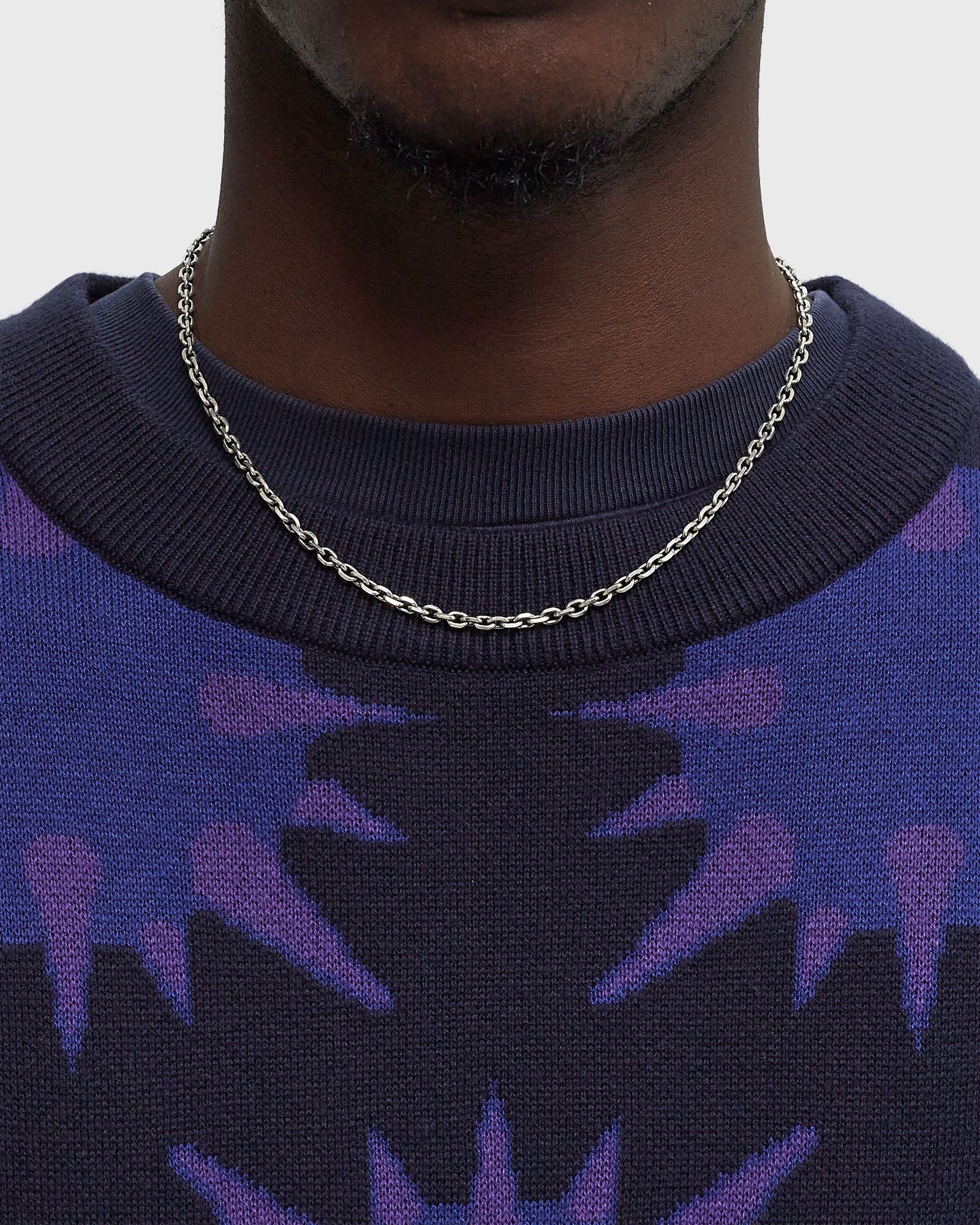 SPIKE SWEATER