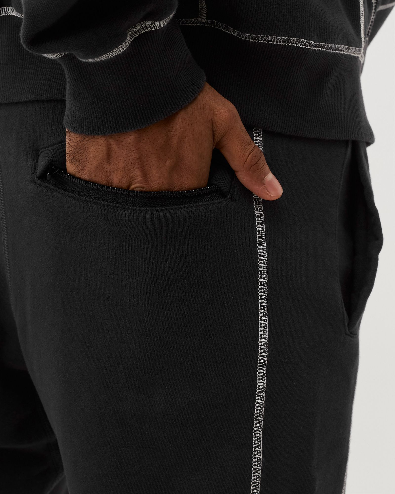 Contrast Stitch Script Logo Sweatpant