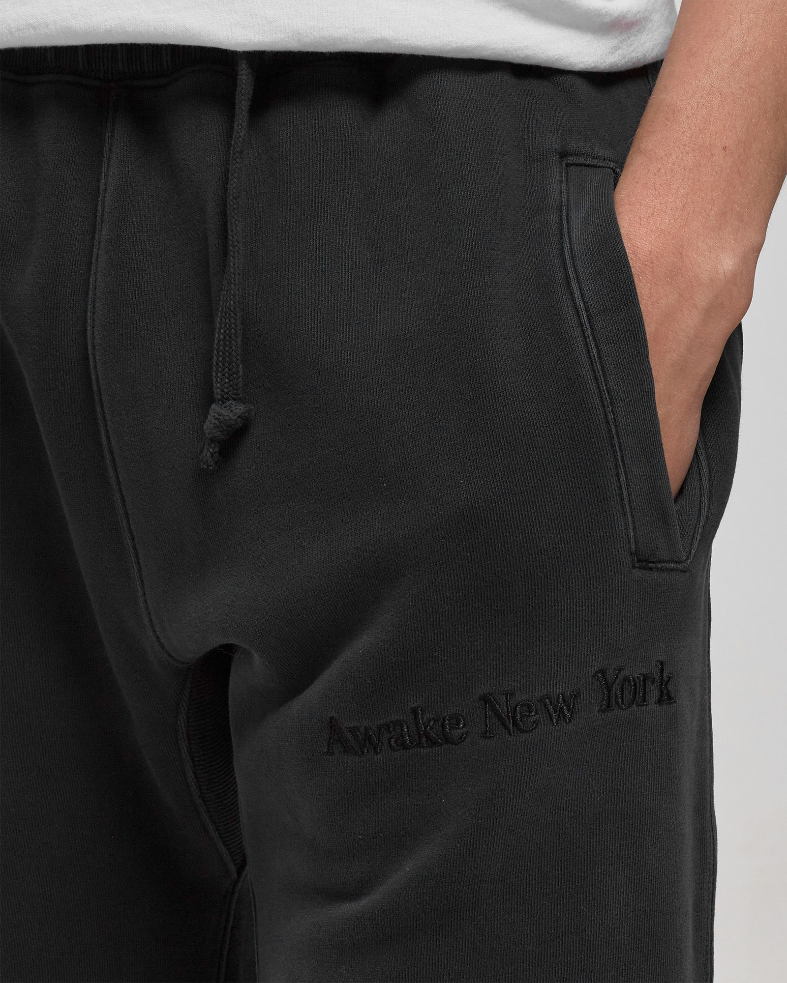 EMBROIDERED LOGO OPEN END SWEATPANT