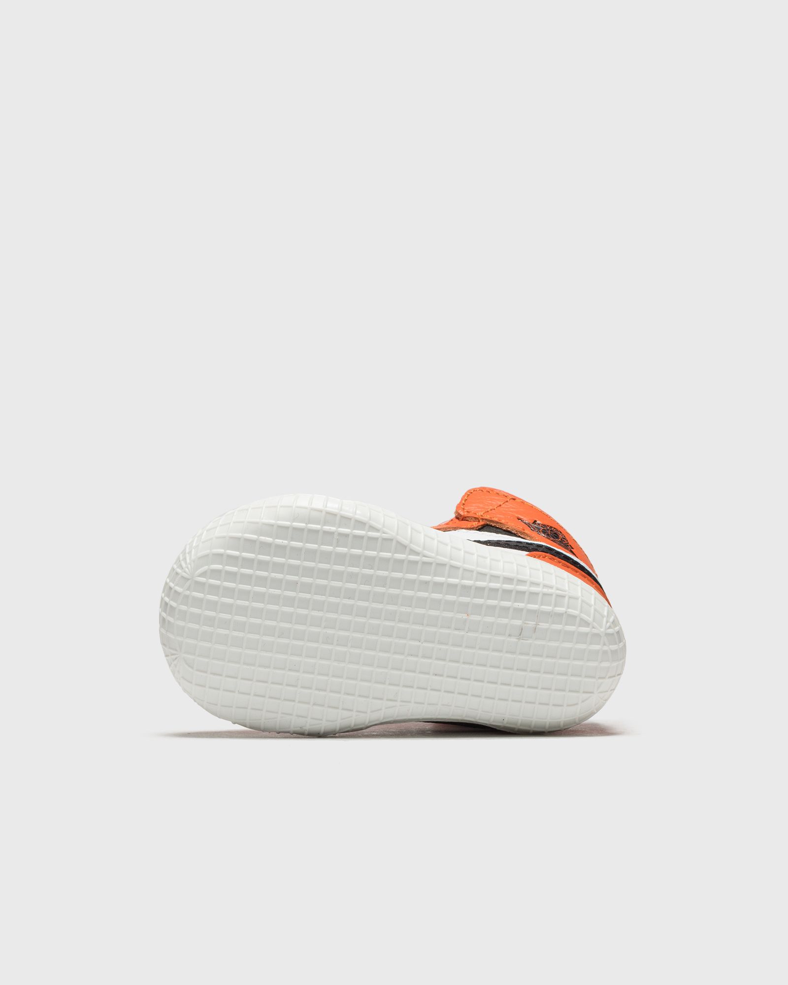 JORDAN 1 CRIB BOOTIE