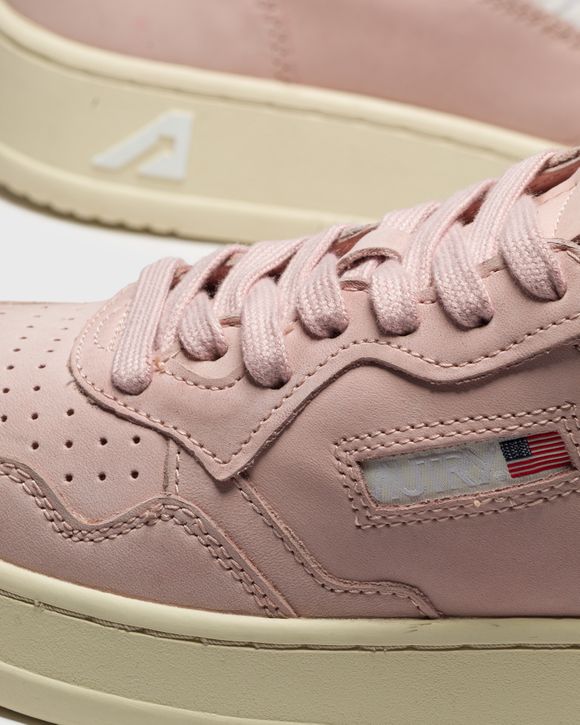 WMNS AUTRY 01