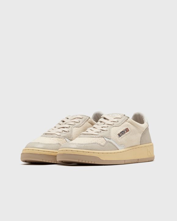 WMNS MEDALIST LOW