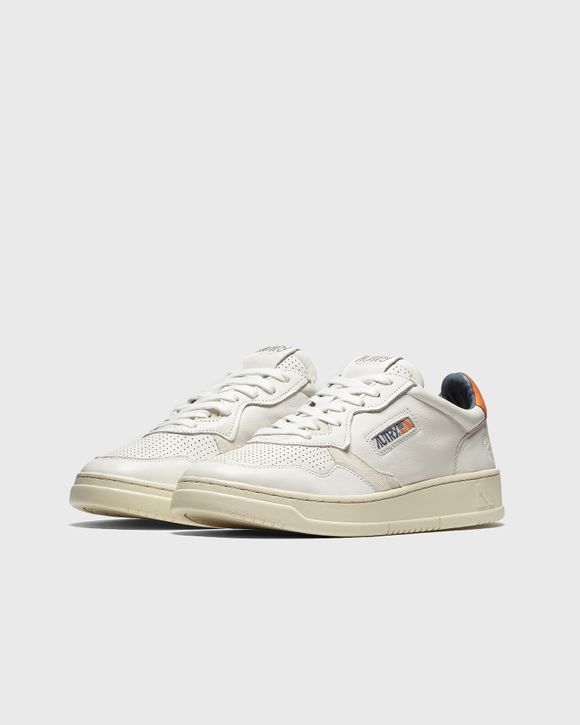 Autry Action Shoes WMNS BSTN X AUTRY 01 LOW White | BSTN Store