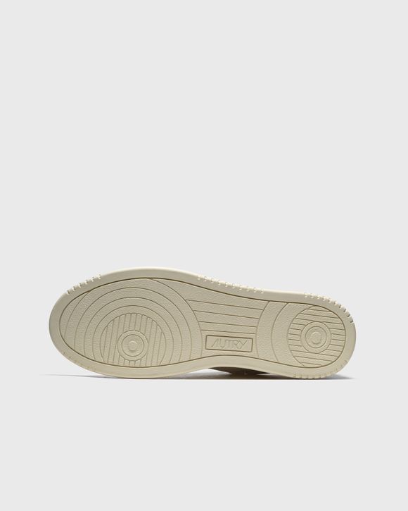 WMNS BSTN X AUTRY 01 LOW