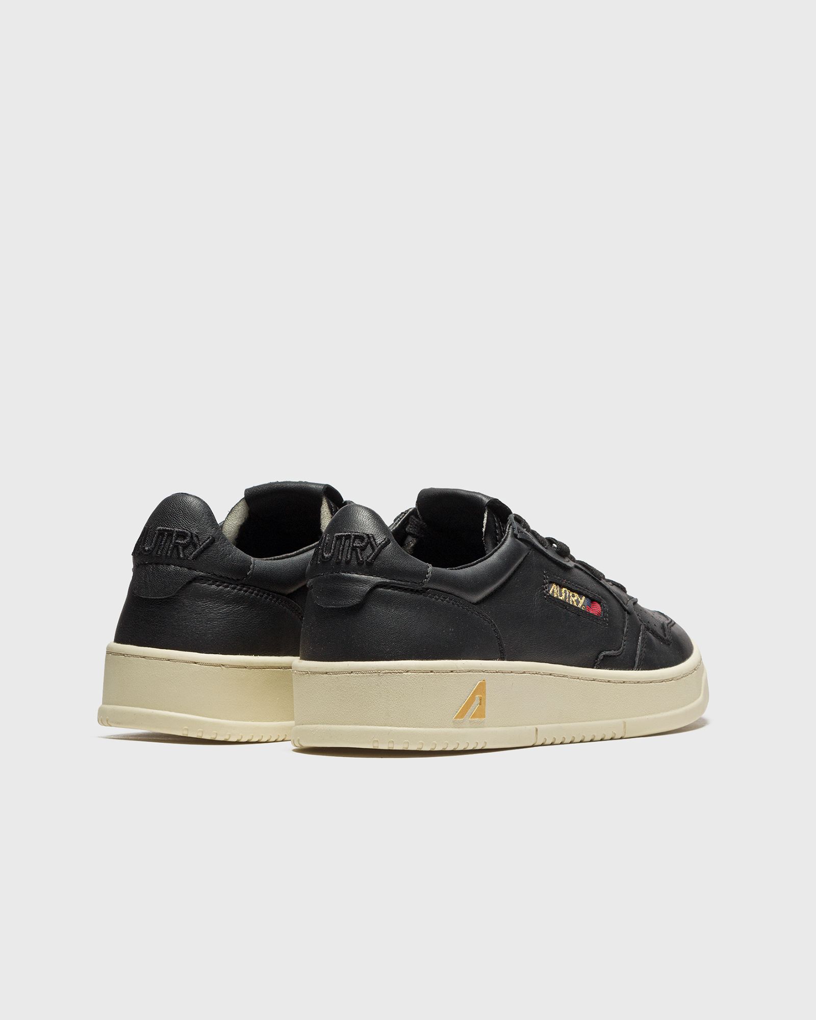 WMNS Autry 01 Low