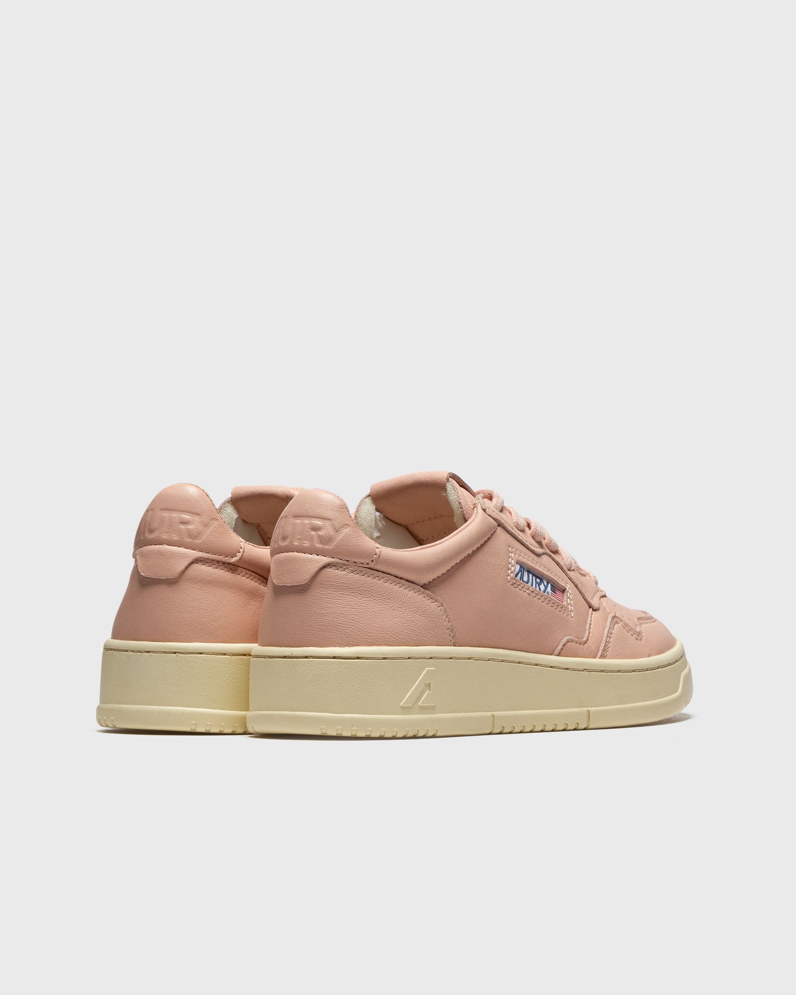 WMNS Autry 01 Low