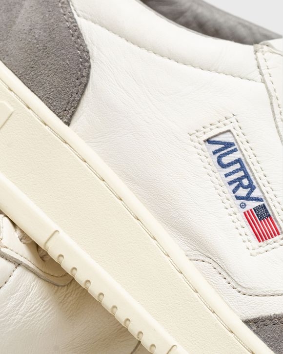 WMNS MEDALIST LOW