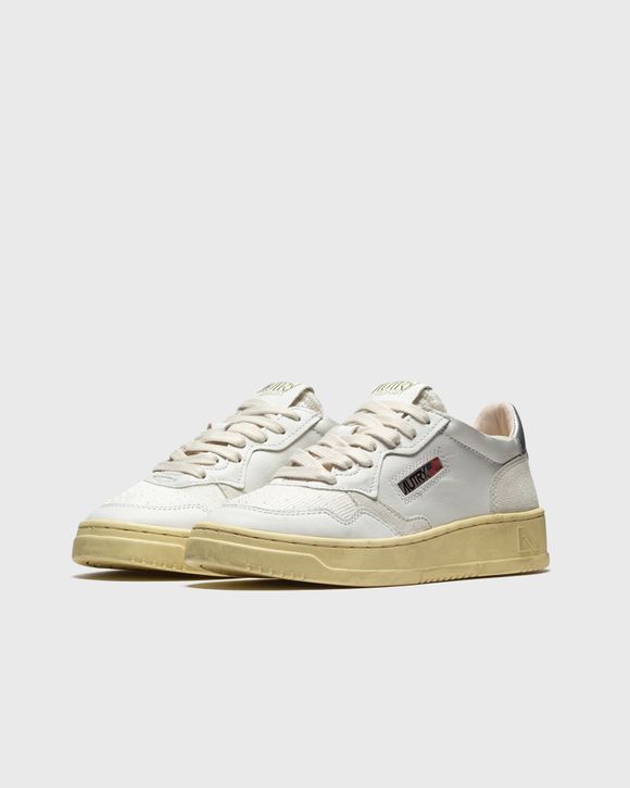 WMNS Autry 01 Low