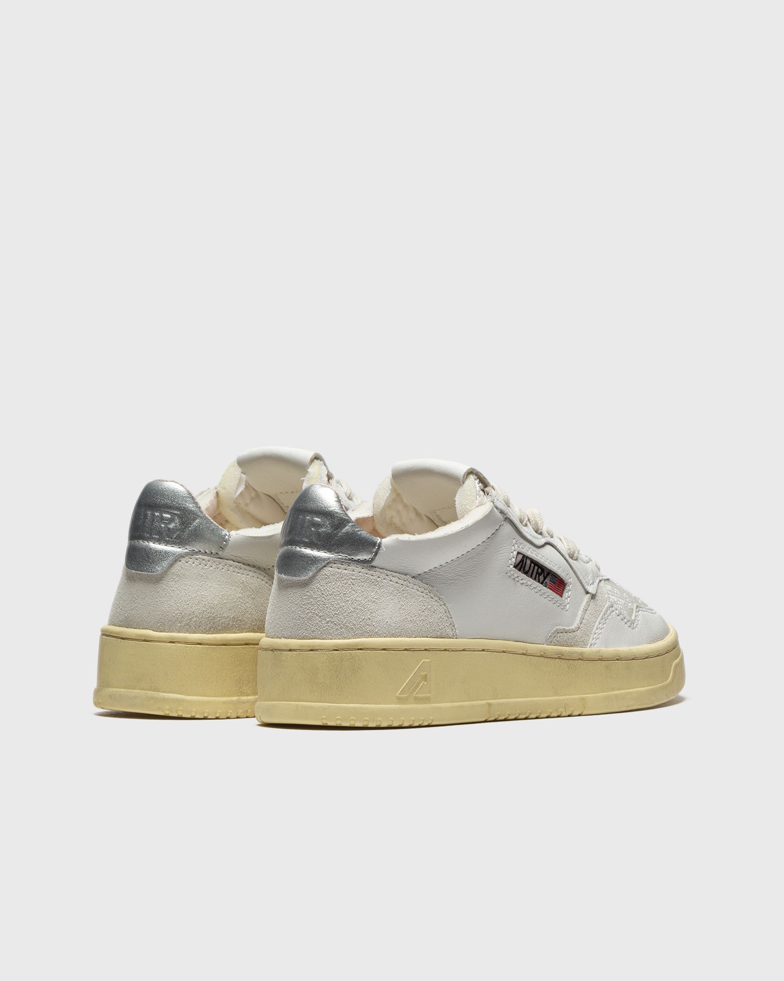 WMNS Autry 01 Low