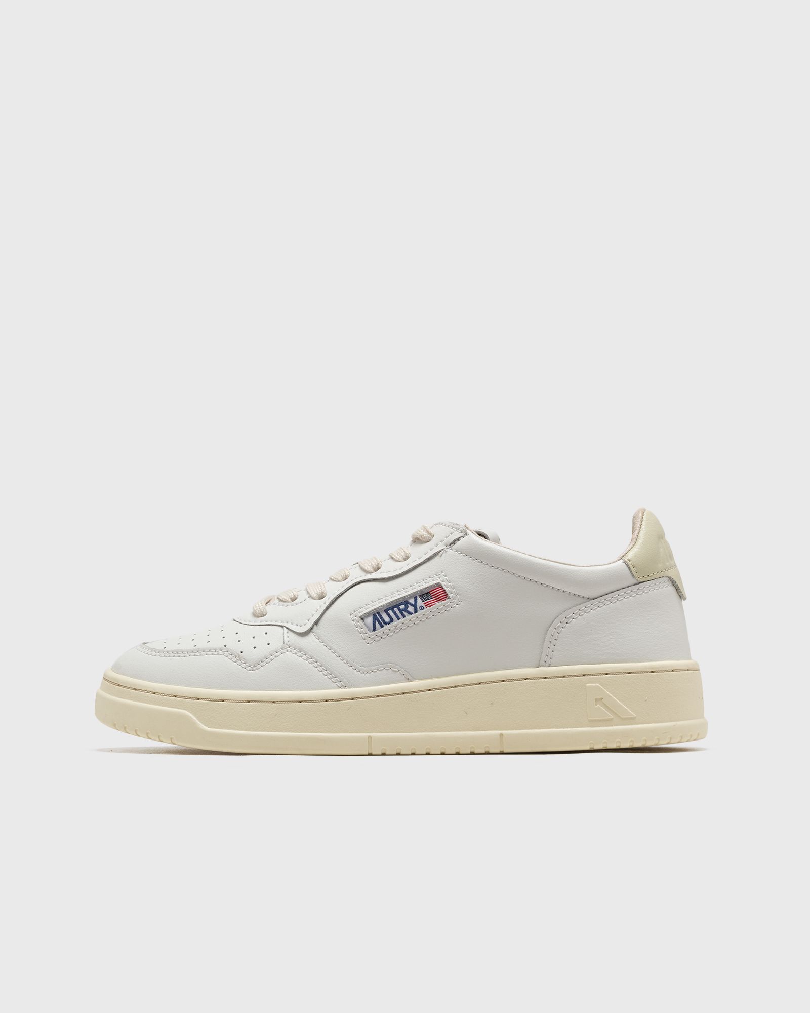 Autry Action Shoes - wmns medalist low women lowtop white in größe:36