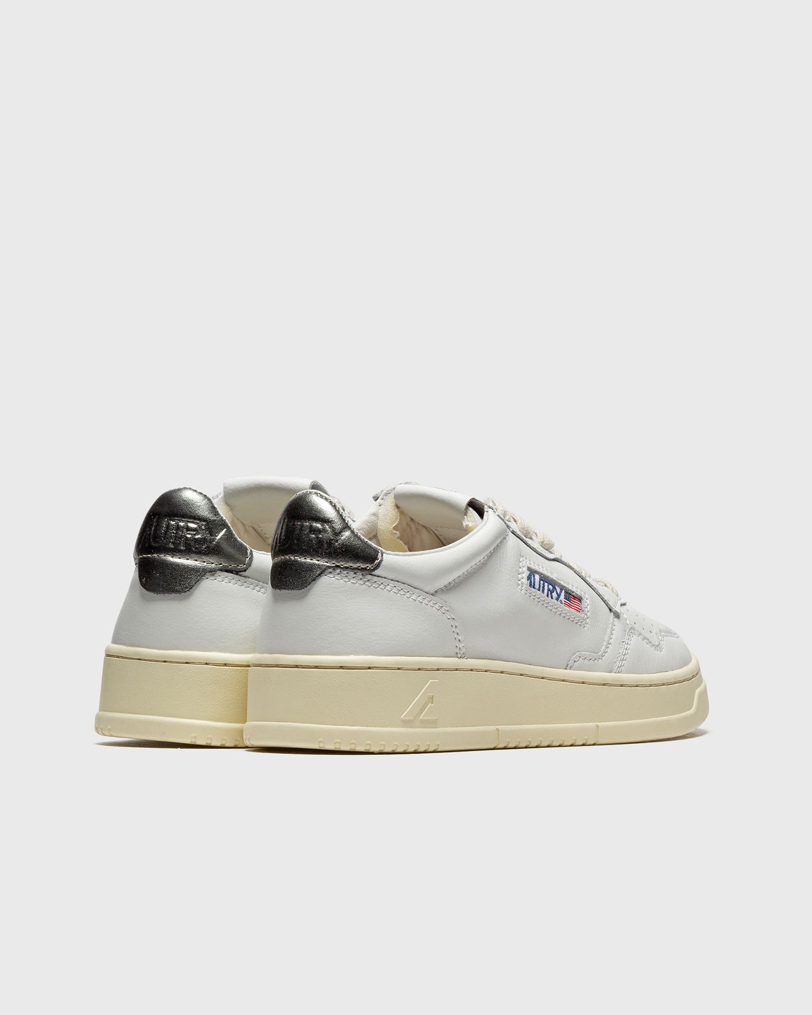WMNS Autry 01 Low