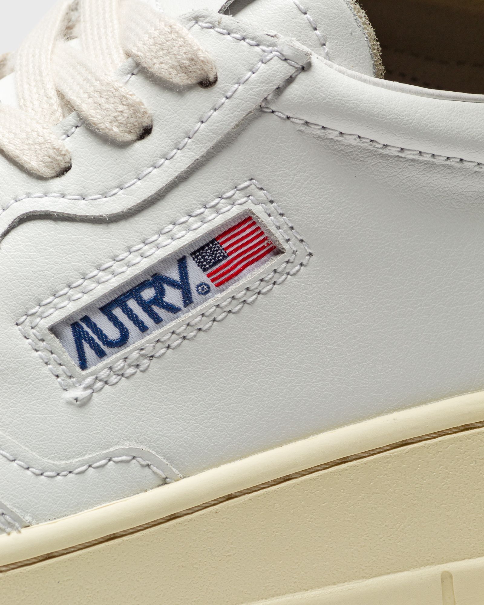 WMNS Autry Low