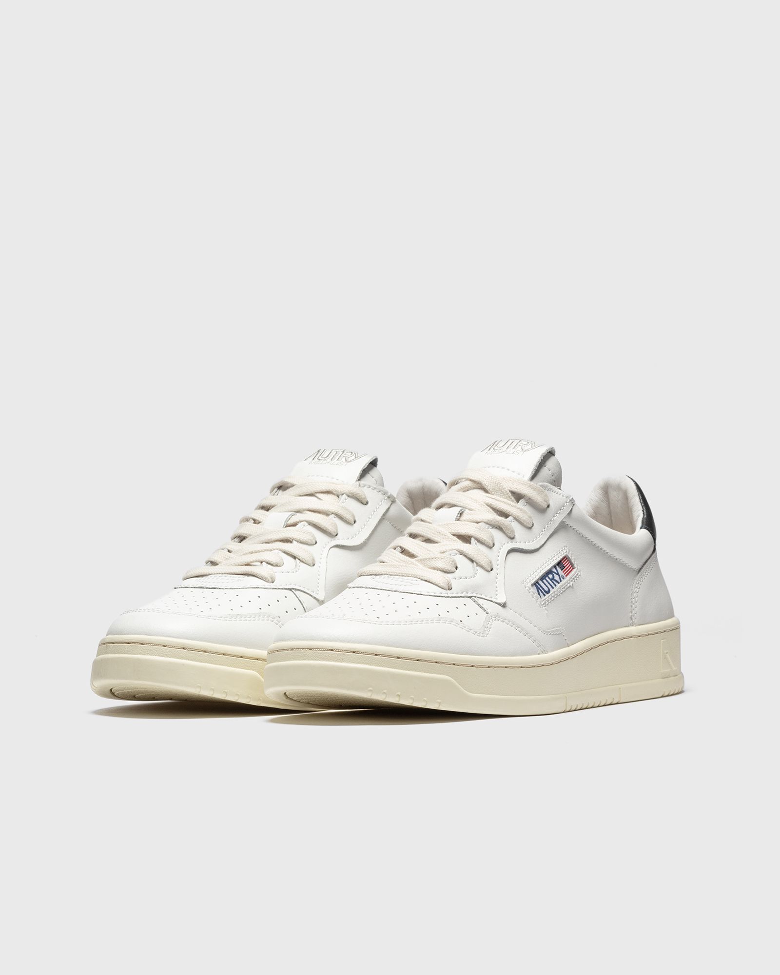 WMNS AUTRY 01 LOW