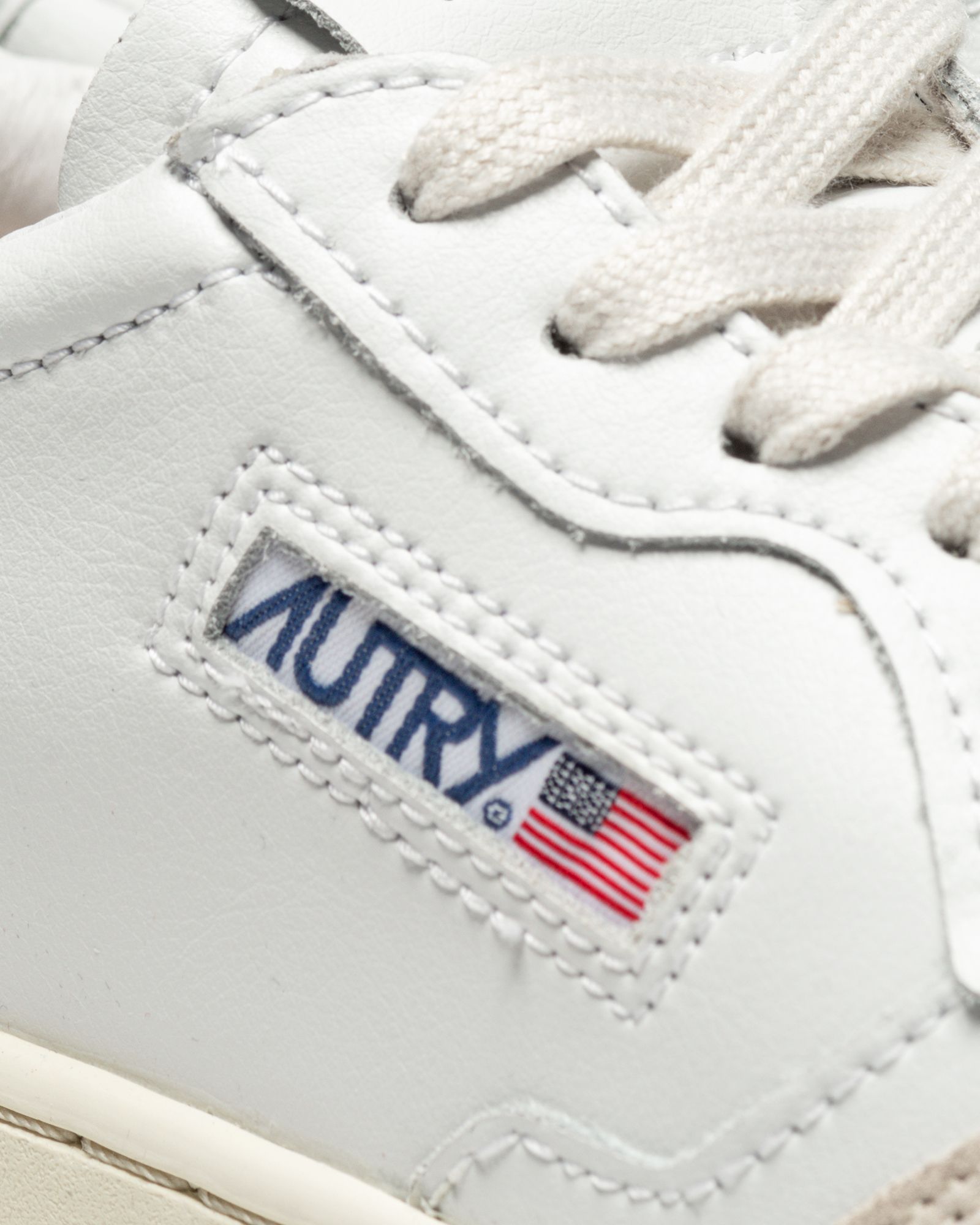 WMNS AUTRY 01 LOW 
