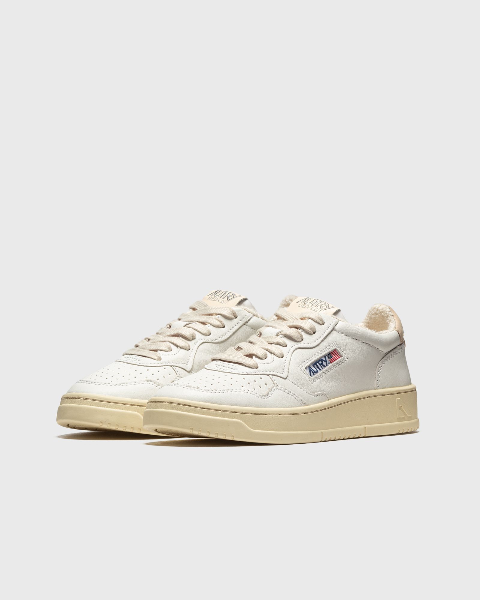 WMNS Autry 01 Low