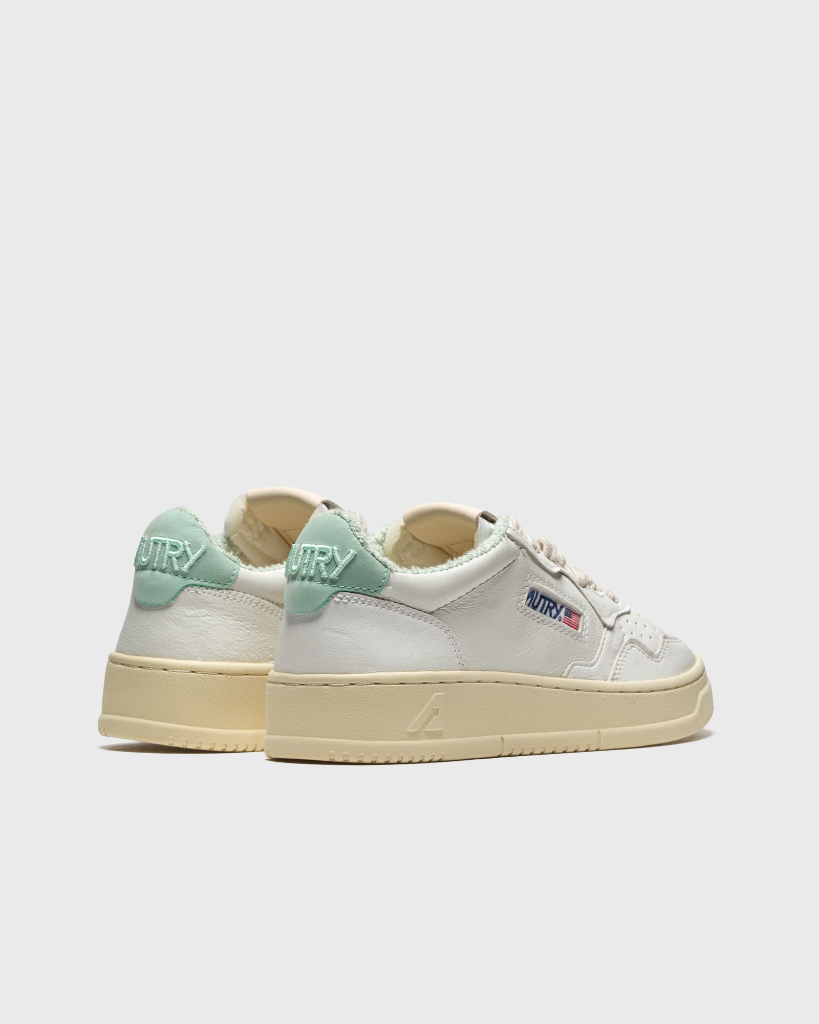 WMNS Autry 01 Low